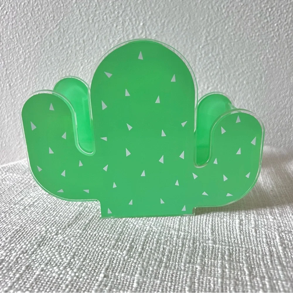 N/A nwt cactus